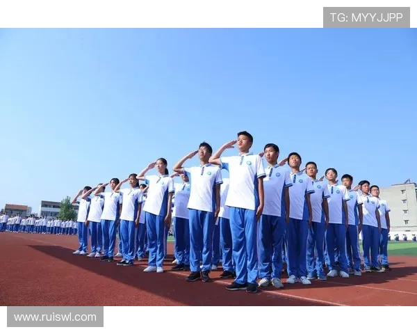 相聚一刻完结篇致敬青春情缘再续暖心终章谱写岁月回响 相聚一刻完结篇致敬青春情缘再续暖心终章谱写岁月回响